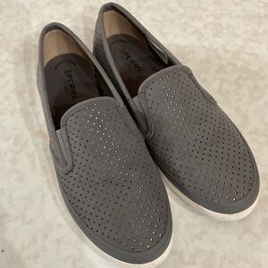 Sperry women’s Gray Slip-On Shoes size 9